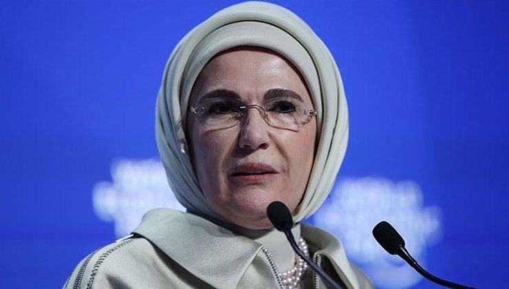 Emine Erdoğan’dan Regaip Kandili mesajı