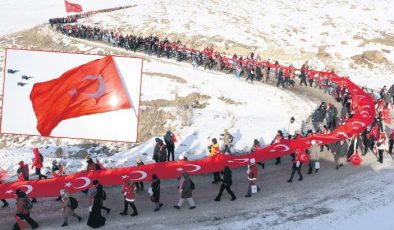 Sarıkamış şehitleri büyük yürüyüşle anıldı